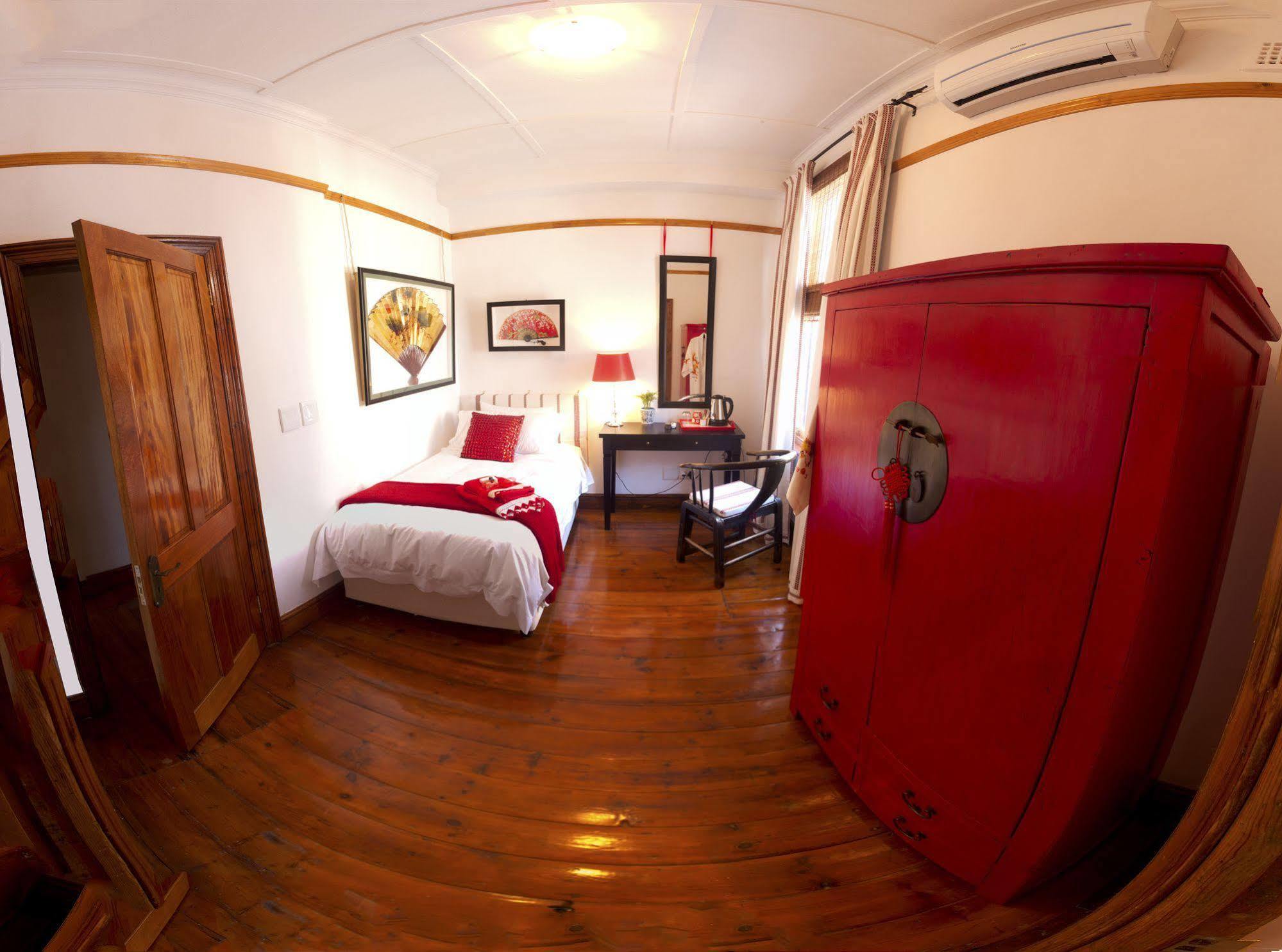 Bed and Breakfast The Vagabond Kapstadt Exterior foto